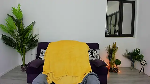 Nicolle Lexxy online show from April 14, 3:45 am