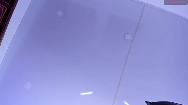 cuttie blondie online show from April 1, 11:11 am