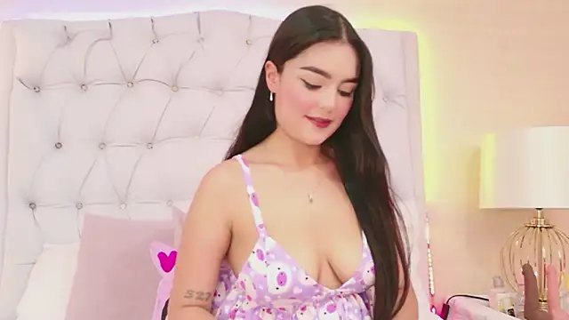 JessiRusel online show from April 15, 6:15 pm