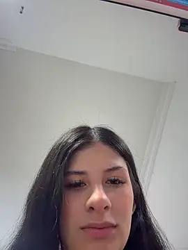 MiaCamille  online show from April 12, 6:57 pm