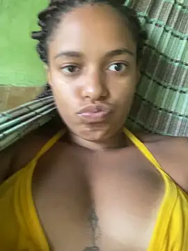 Snapshot of Mayacandy00 chatting on July 8, 7:07 pm Mayacandy00 online show from July 8, 7:07 pm