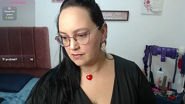 Snapshot of Veroniicabbw_ chatting on April 27, 1:09 pm Veroniicabbw online show from April 27, 1:09 pm