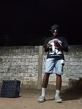 spittingpig1 online show from March 21, 11:30 pm