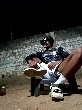 spittingpig1 online show from March 24, 11:54 pm