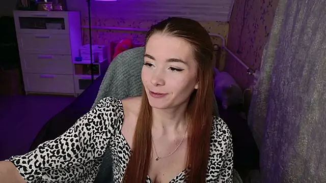 Lunavira online show from April 10, 6:23 pm