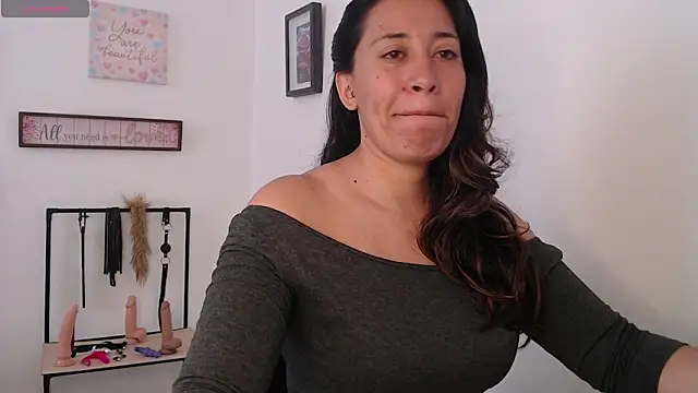 violeta scott online show from March 26, 2:44 pm