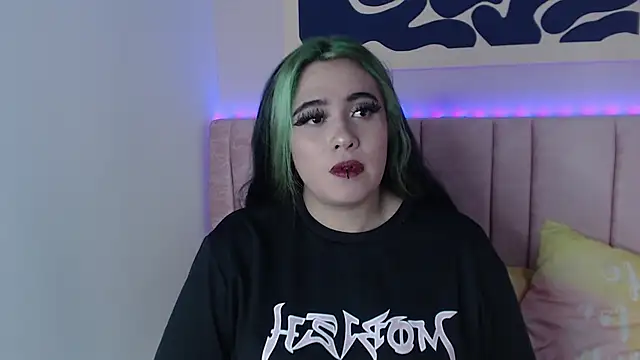 Liliith Zeniith online show from April 14, 8:15 pm