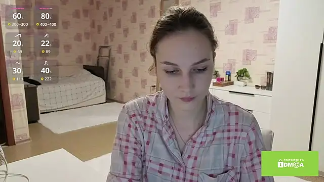 SamellaFlugum online show from April 8, 6:08 pm