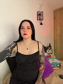 katherine Murph online show from April 8, 7:47 pm