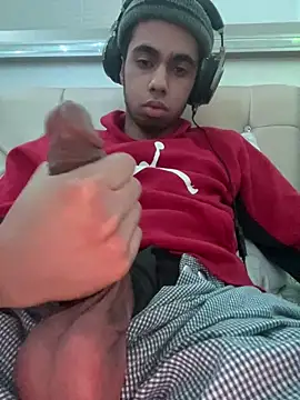 iLoveGirlsOnlyStr8Asf online show from April 2, 6:55 am