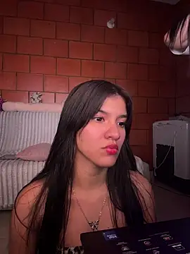 xayah cute online show from April 13, 6:30 am