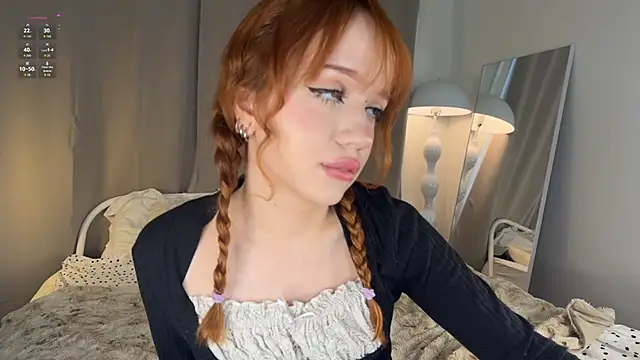 JuicySweetBliss online show from March 29, 3:50 am