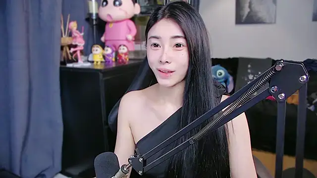 XiaoYuBao- online show from April 2, 1:09 pm