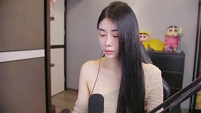 XiaoYuBao- online show from April 12, 2:11 pm