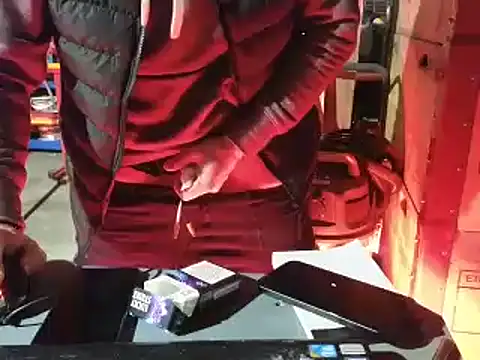 Snapshot of Richifun1111 chatting on January 6, 8:28 pm Richifun1111 online show from January 6, 8:28 pm