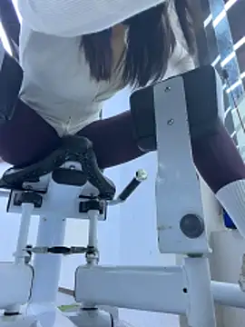 zhizhibaobei online show from March 24, 11:43 pm