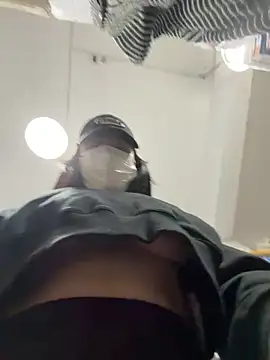 zhizhibaobei online show from April 18, 12:03 am