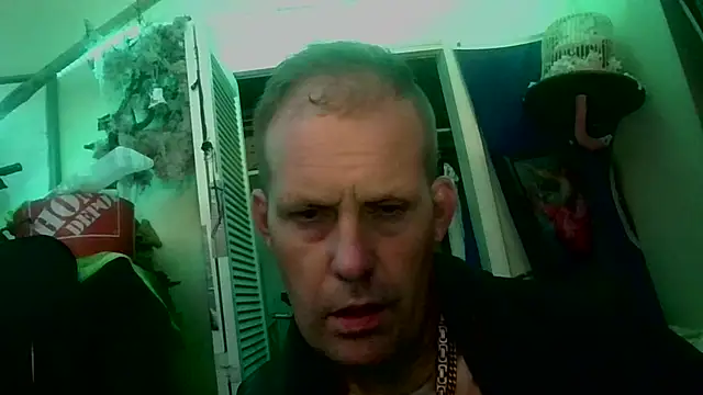 strokingjoe14585 online show from July 15, 3:56 am