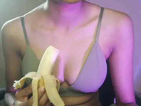 Snapshot of desi_gori chatting on July 8, 3:22 am desi gori online show from July 8, 3:22 am