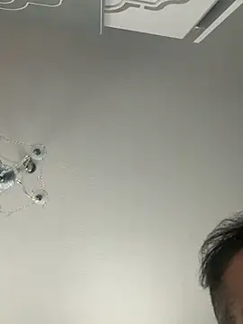 bigmillz32 online show from April 12, 3:50 pm