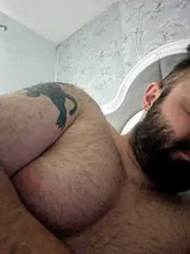 bigmillz32 online show from April 14, 5:30 pm