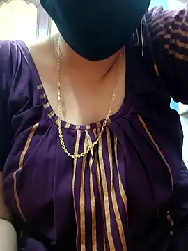 tulidas96778 online show from April 9, 12:10 pm