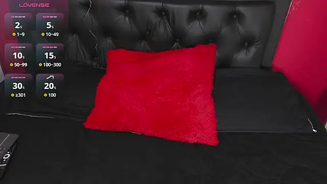 Abbyhilton  online show from April 10, 6:51 am