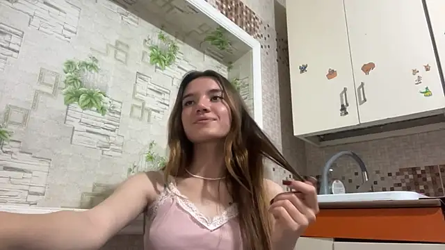 Lili Kilian online show from April 17, 3:26 pm