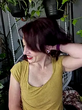 Snapshot of PurpleBunnyxo chatting on May 9, 3:28 pm PurpleBunnyxo online show from May 9, 3:28 pm