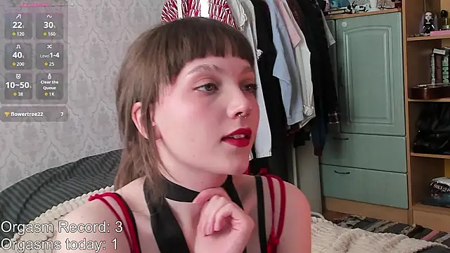 RileyNymph online show from March 19, 12:09 pm