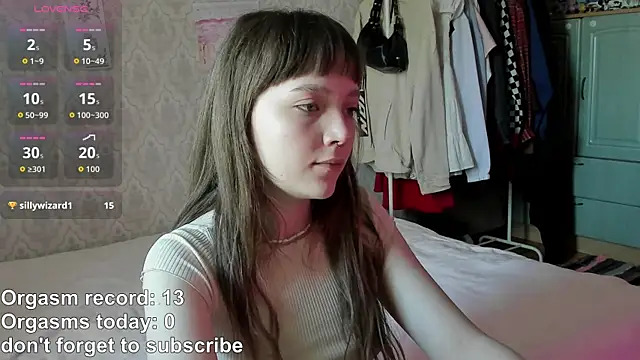 RileyNymph online show from April 5, 3:26 am