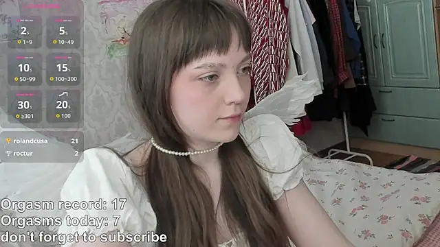 RileyNymph online show from April 16, 3:29 am