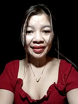 Yiyi102300 online show from March 18, 3:15 pm