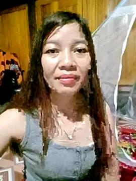 Yiyi102300 online show from April 14, 2:01 pm