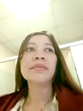 Yiyi102300 online show from April 16, 8:42 pm