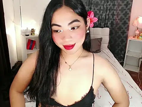 xLinda Walkerx online show from April 8, 1:44 pm