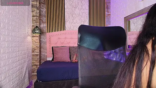 AishaCambell  online show from June 1, 10:39 am