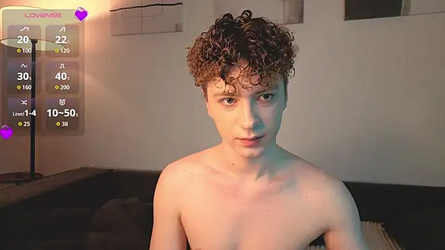 Angel Crave online show from April 3, 8:07 pm