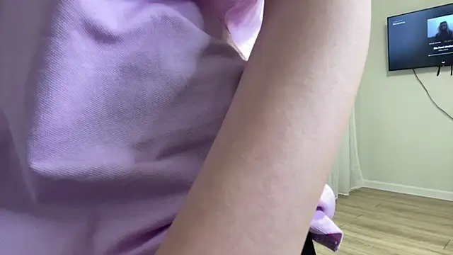 Liabae online show from April 16, 9:39 pm