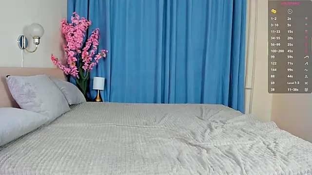 PeachMirth online show from March 27, 9:36 pm