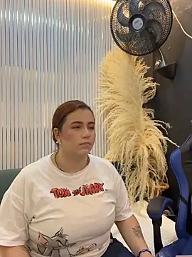 JeanneWilliams online show from June 12, 11:31 am