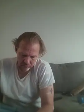 yourMasterisBored online show from March 28, 2:27 pm