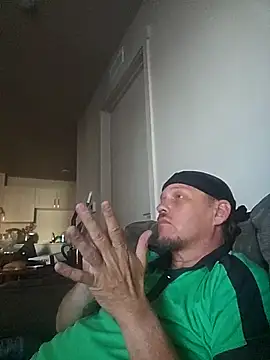 yourMasterisBored online show from April 11, 12:15 am