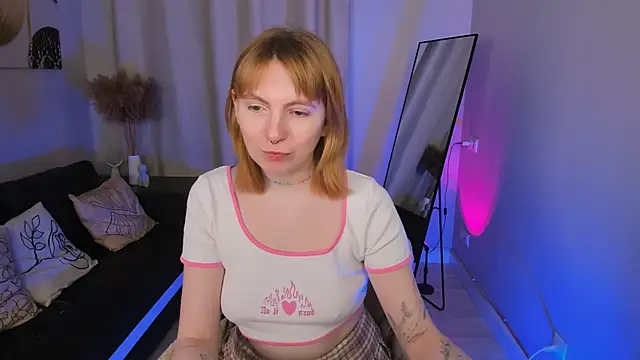 susie miu online show from April 1, 6:03 am