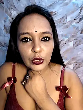 hornyrosy321 online show from April 17, 5:27 pm