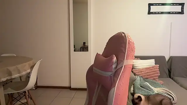 isyourgirlolivia online show from March 18, 1:20 am