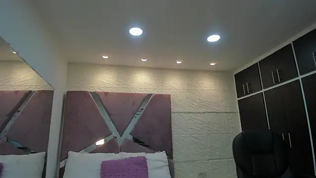 Noah DeLuca  online show from March 18, 6:55 pm