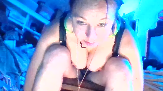 Ambionce online show from April 7, 2:45 am