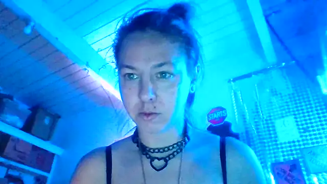 Ambionce online show from April 8, 5:51 am