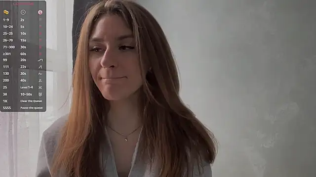 Moonstarisrares online show from April 5, 8:22 am